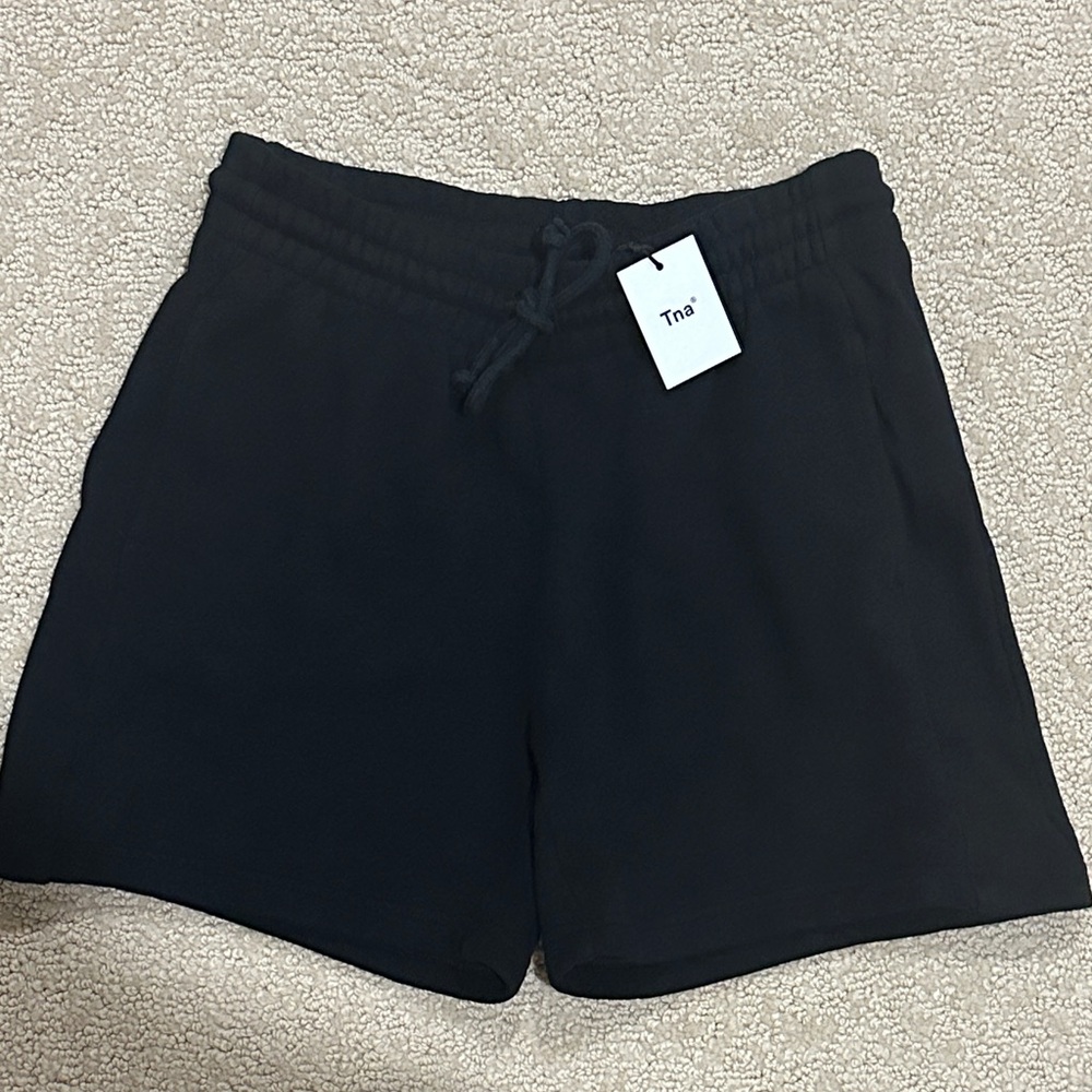 NEW Aritzia TNA Cozy Boyfriend Sweatshorts